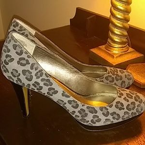 Circa Joan&David cheetah pumps